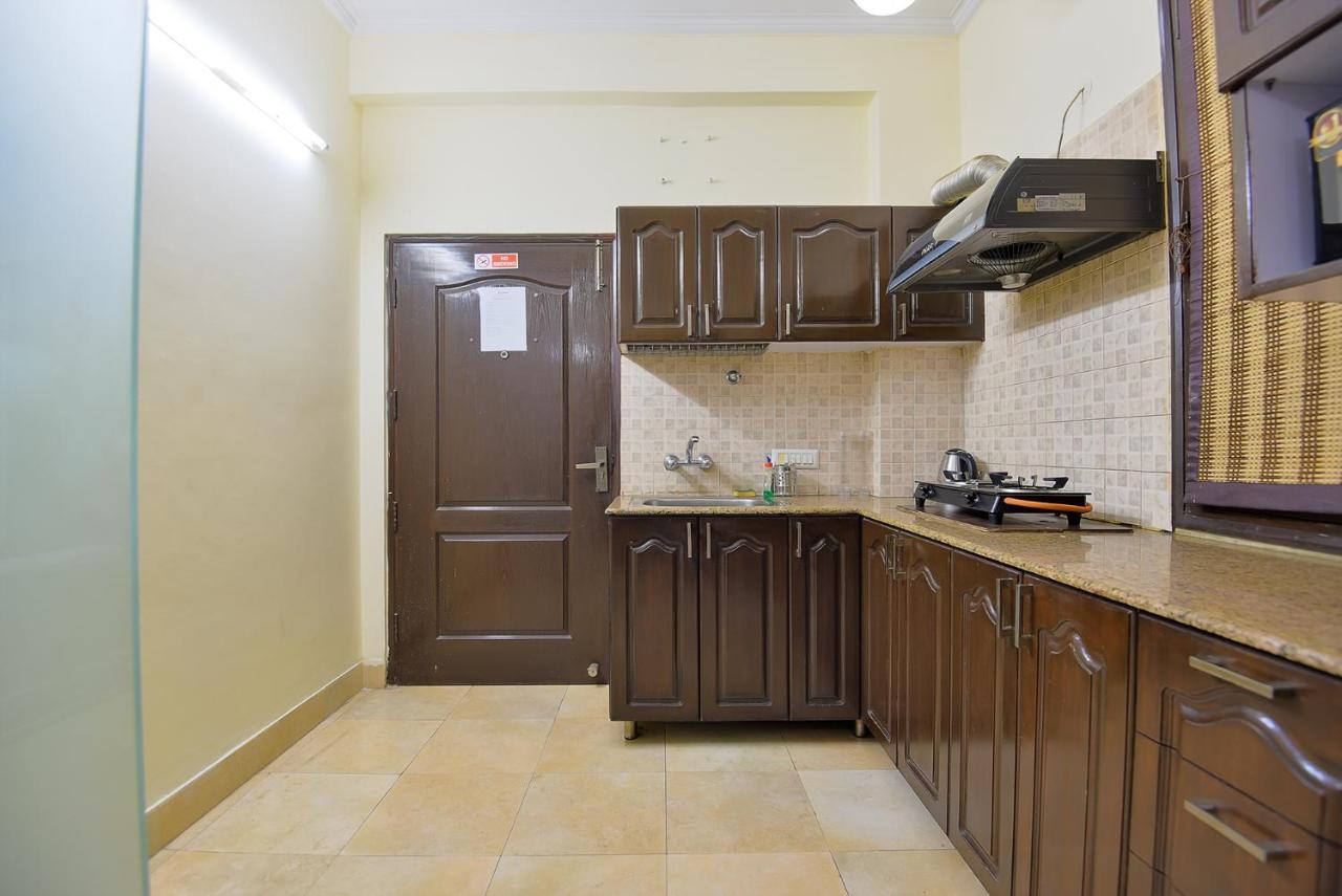 Bedchambers Serviced Apartments, Sushant Lok Gurgaon Exterior photo