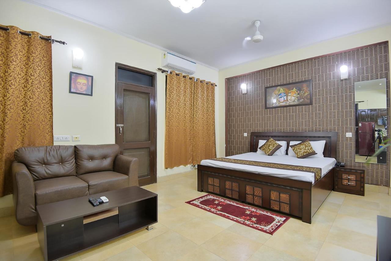 Bedchambers Serviced Apartments, Sushant Lok Gurgaon Exterior photo
