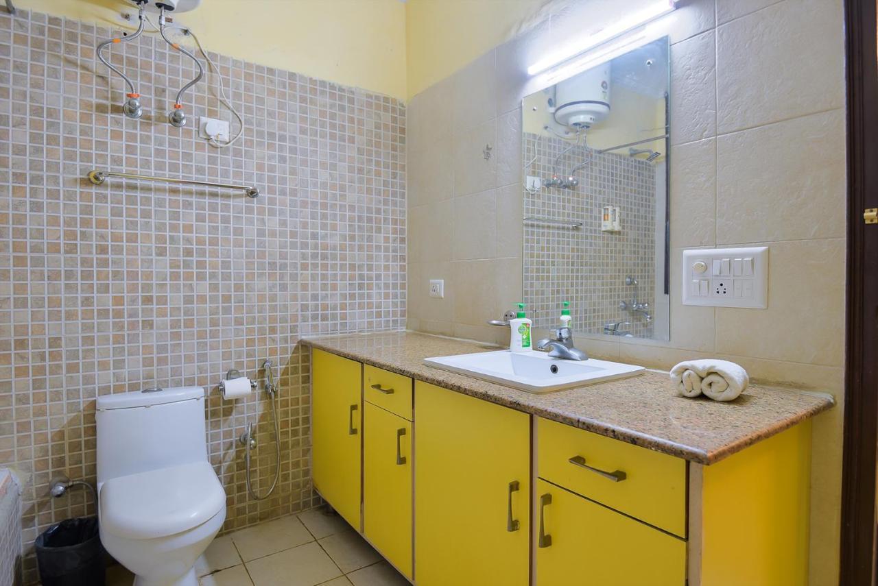 Bedchambers Serviced Apartments, Sushant Lok Gurgaon Exterior photo